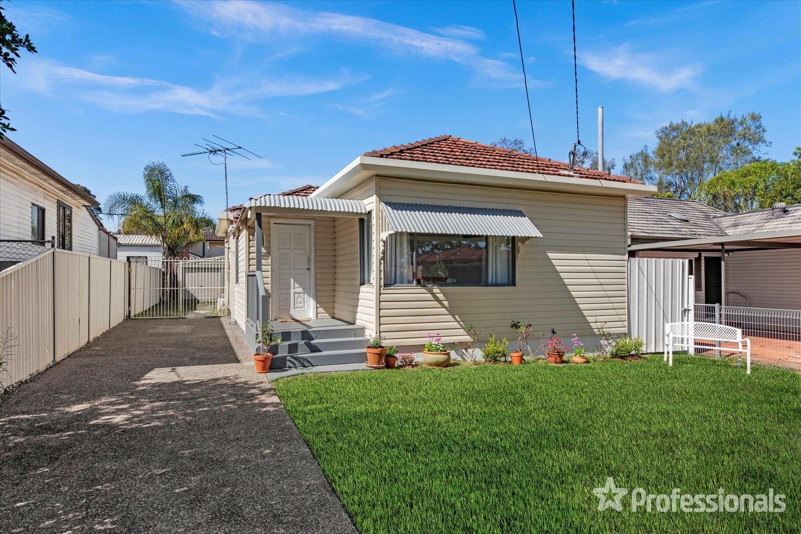 21 Lang Street, Padstow NSW 2211, Image 0