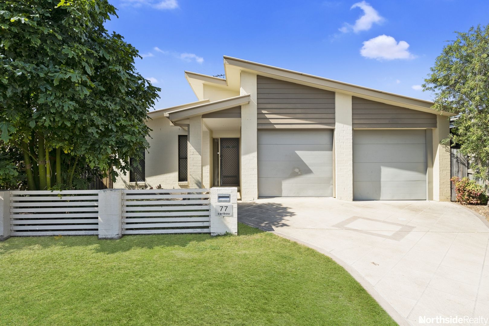 77 Caribou Crescent, Fitzgibbon Property History & Address Research