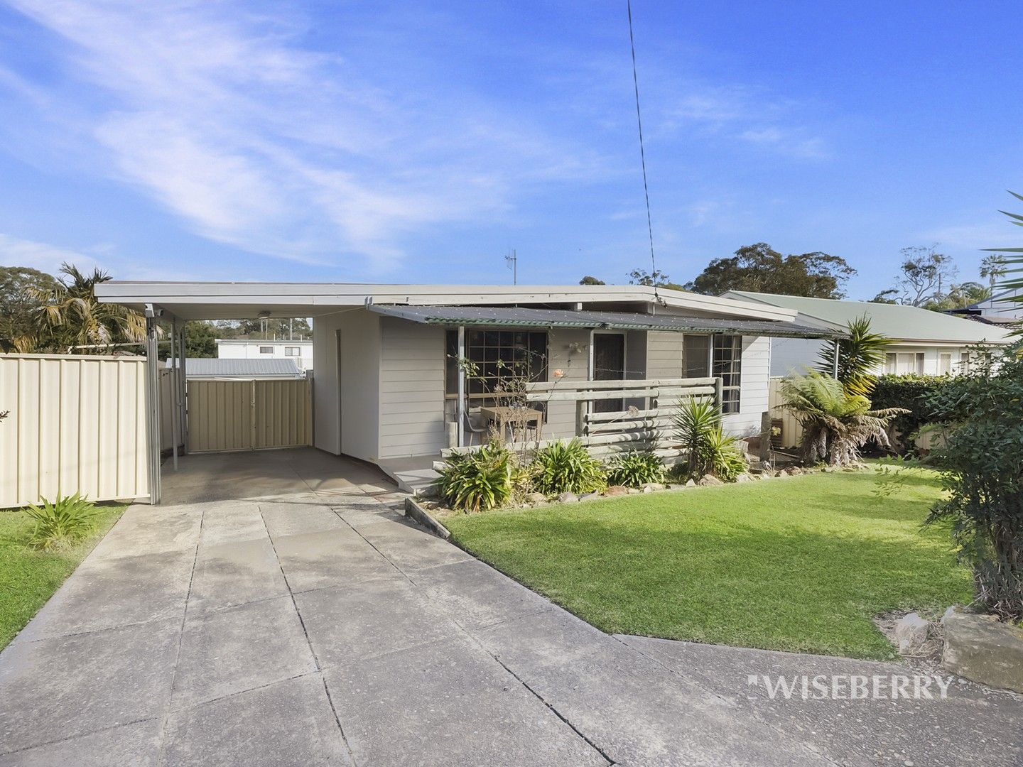 64 Coonanga Avenue, Budgewoi NSW 2262, Image 0