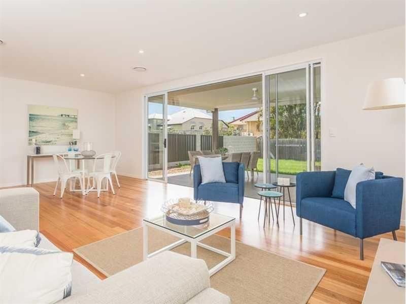 136 Khartoum Street, Gordon Park QLD 4031 House For Rent 1,200