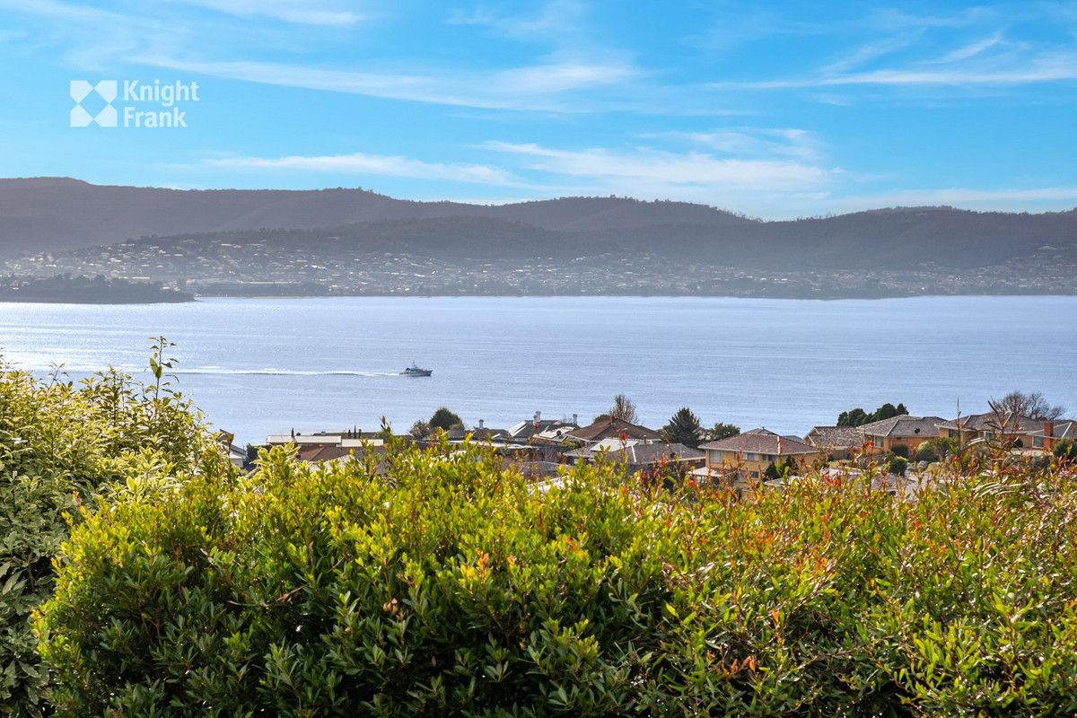 2/323 Churchill Avenue, Sandy Bay TAS 7005, Image 1