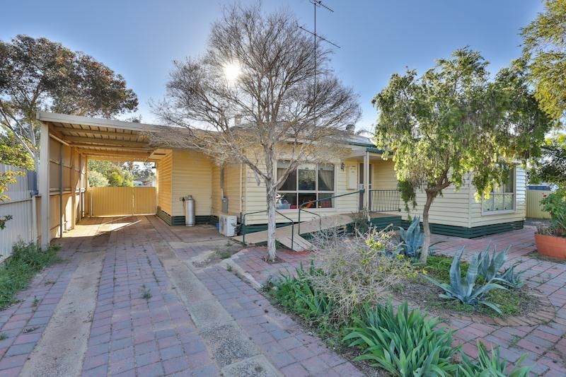 24 Harold Street, Ouyen VIC 3490, Image 0