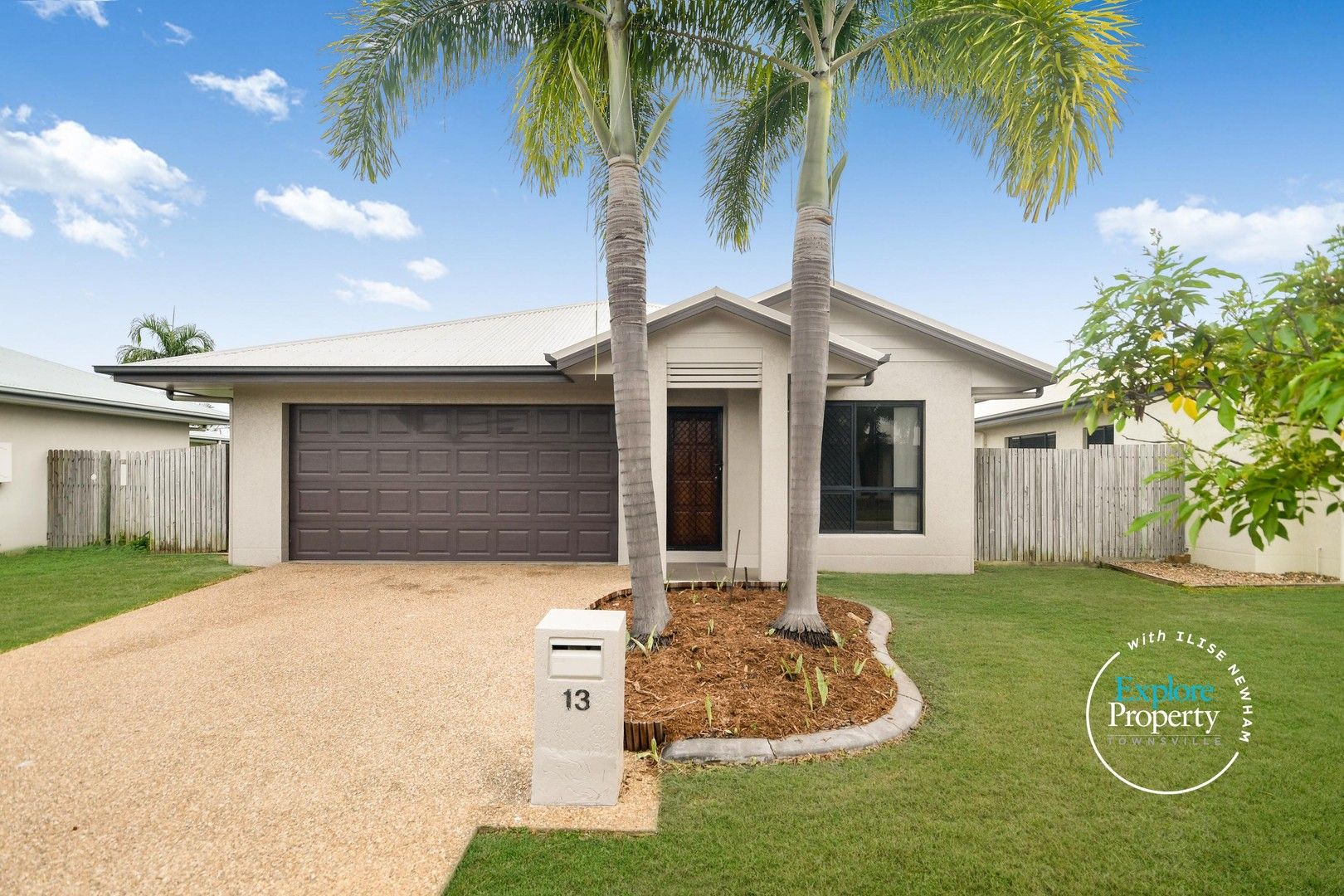 3 bedrooms House in 13 Skardon Place KELSO QLD, 4815