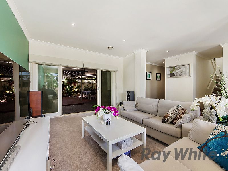 6 Edgewood Court, Cairnlea VIC 3023, Image 1