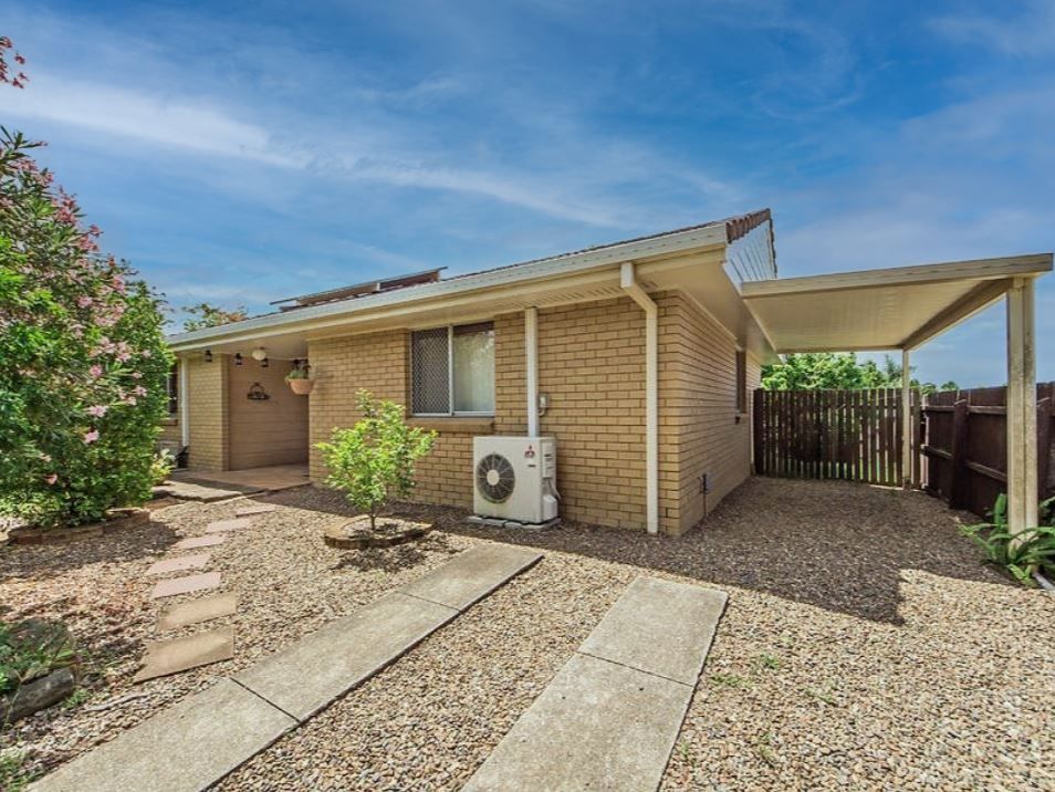 3 bedrooms House in 113 Sumners Road JAMBOREE HEIGHTS QLD, 4074