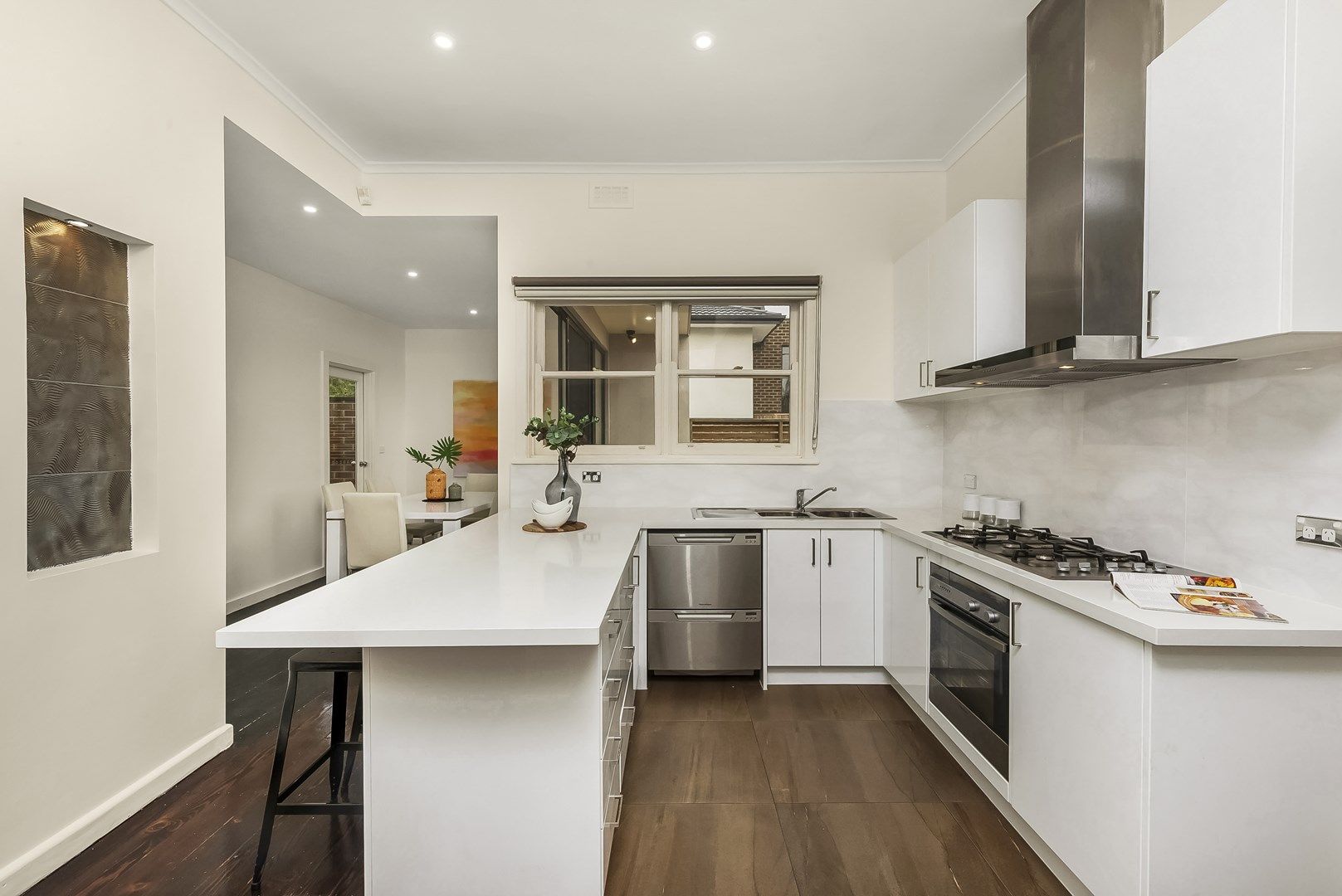 3 bedrooms House in 1/240 Elgar Road BOX HILL SOUTH VIC, 3128