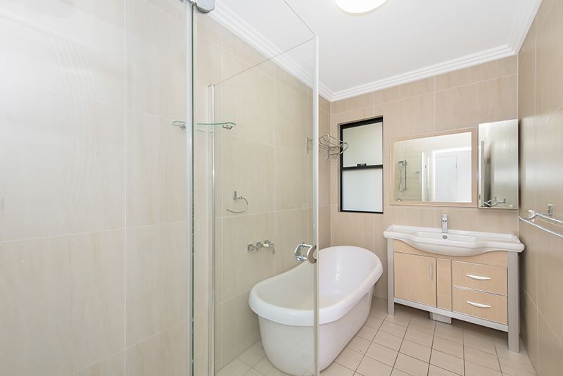 29/319 Angus Smith Drive, Douglas QLD 4814, Image 2