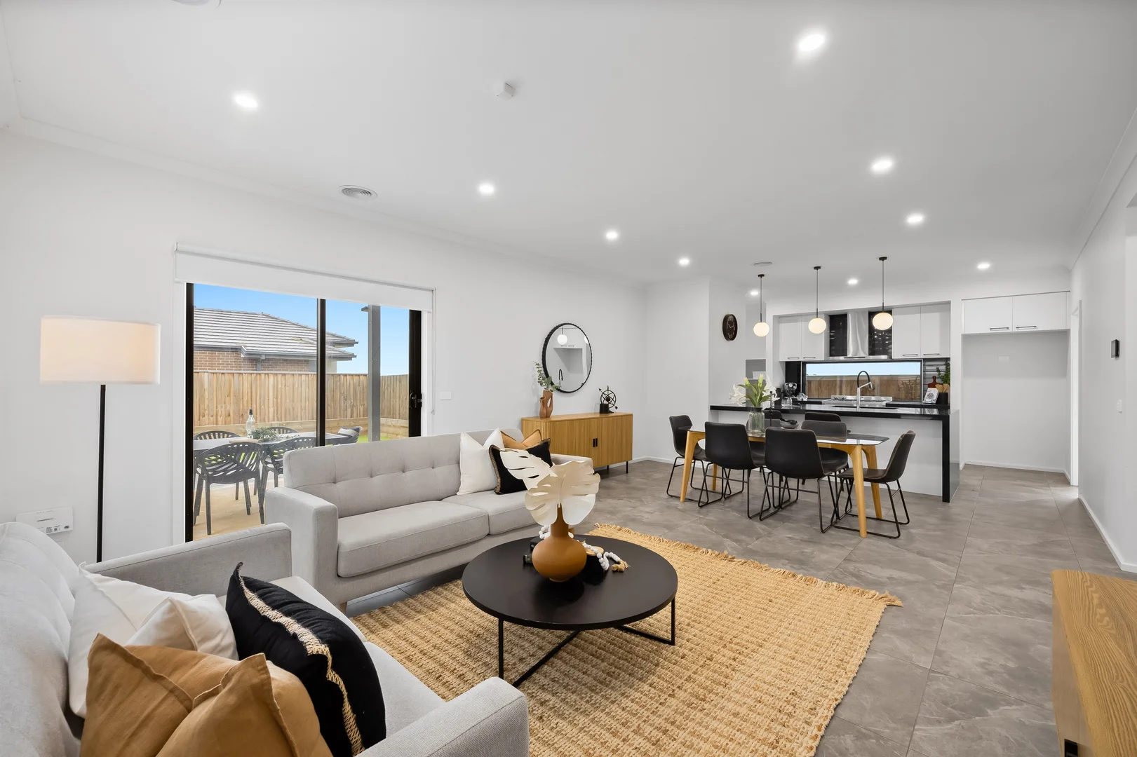 25 Reservoir Road, Fraser Rise VIC 3336