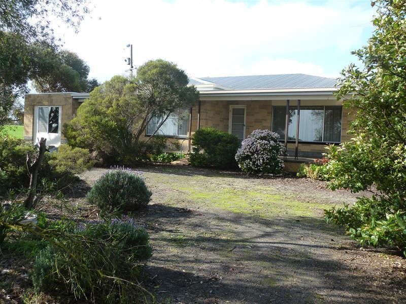 106 Button Road, Minlaton SA 5575, Image 0