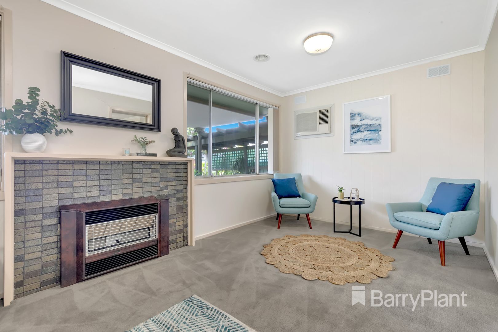 24 Valentine Avenue, Thomastown VIC 3074, Image 2