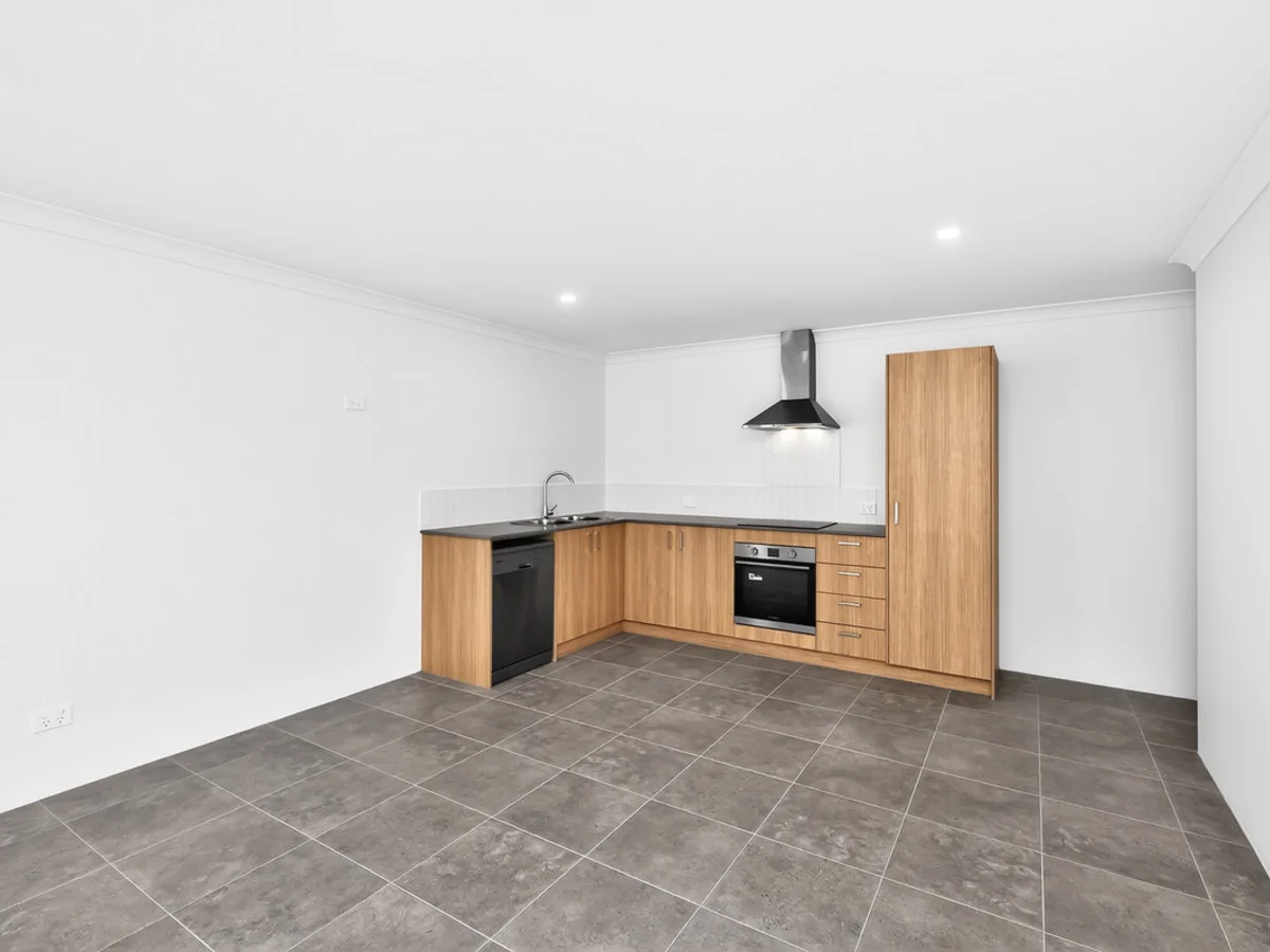 Additional image 4 of 1B Chestnut Way, Eglinton WA 6034