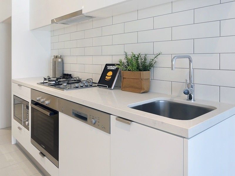 2 bedrooms Apartment / Unit / Flat in 1007/250 City Road SOUTHBANK VIC, 3006