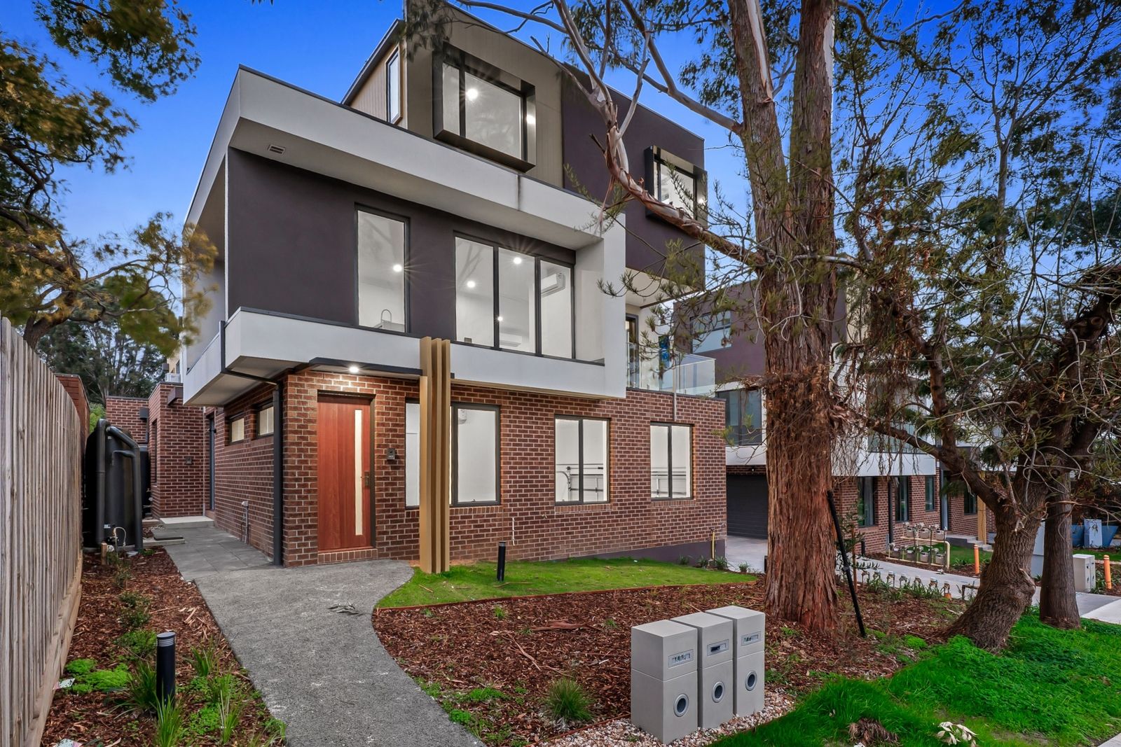 1/104-108 Parker Street, Templestowe VIC 3106, Image 0