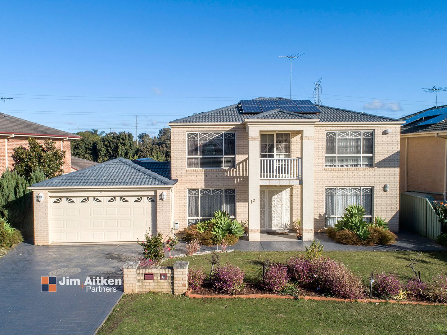 5 bedrooms House in 12 Brigadoon Avenue GLENMORE PARK NSW, 2745