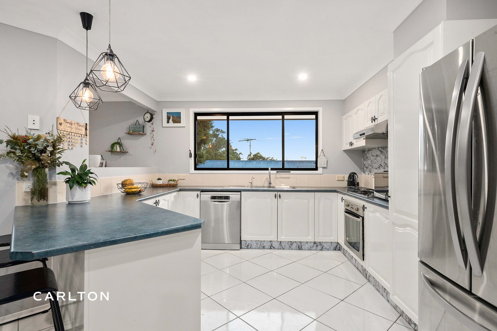 8 Charles Street, Hill Top NSW 2575, Image 2