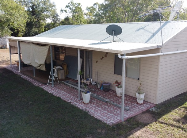 23 Martin Tobin Drive, Horse Camp QLD 4671