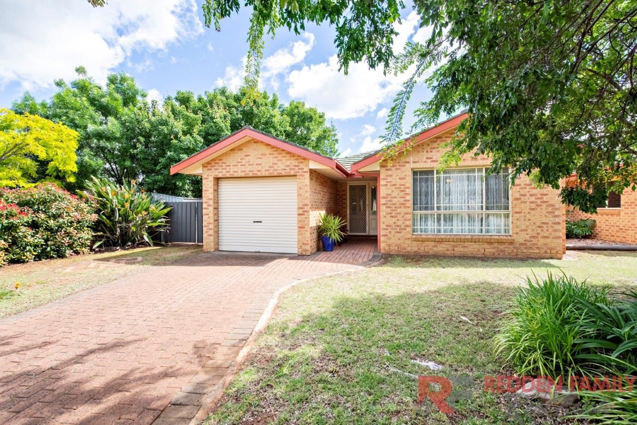 2 Saint James Close, Dubbo NSW 2830, Image 0