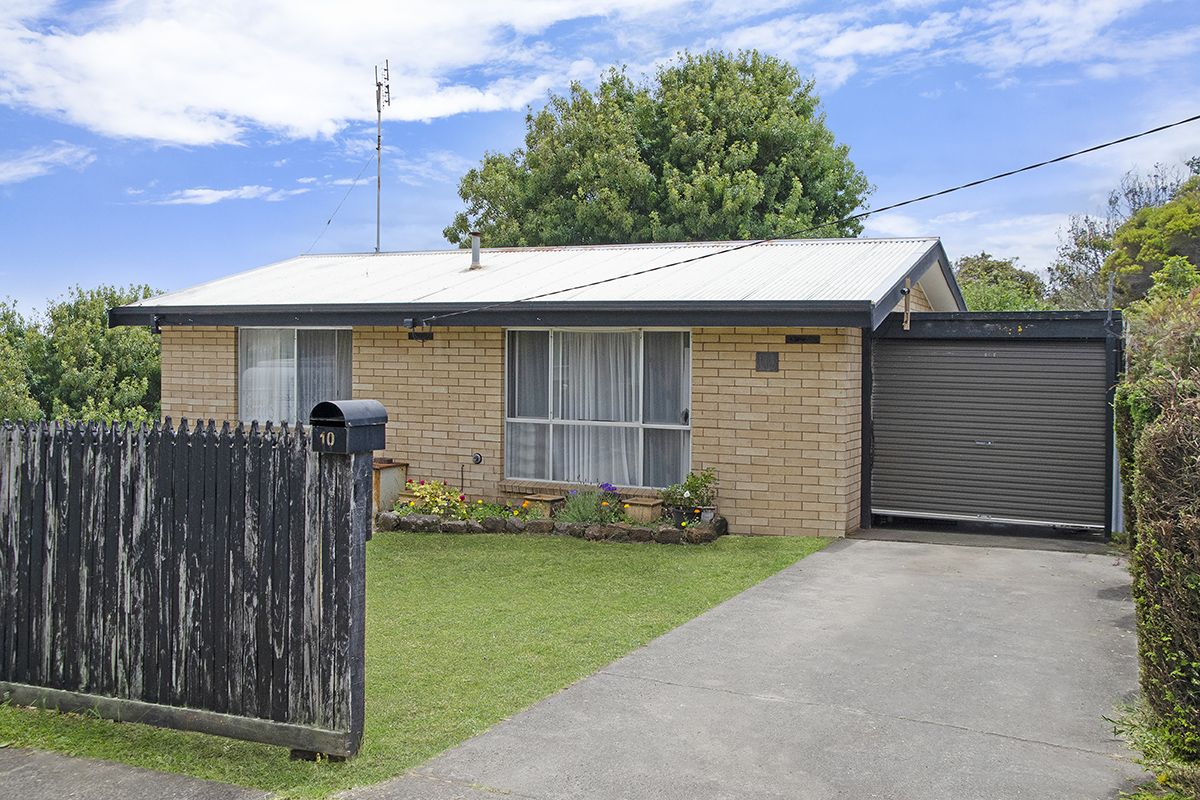 2 bedrooms House in 10 Patrick Street PORTLAND VIC, 3305