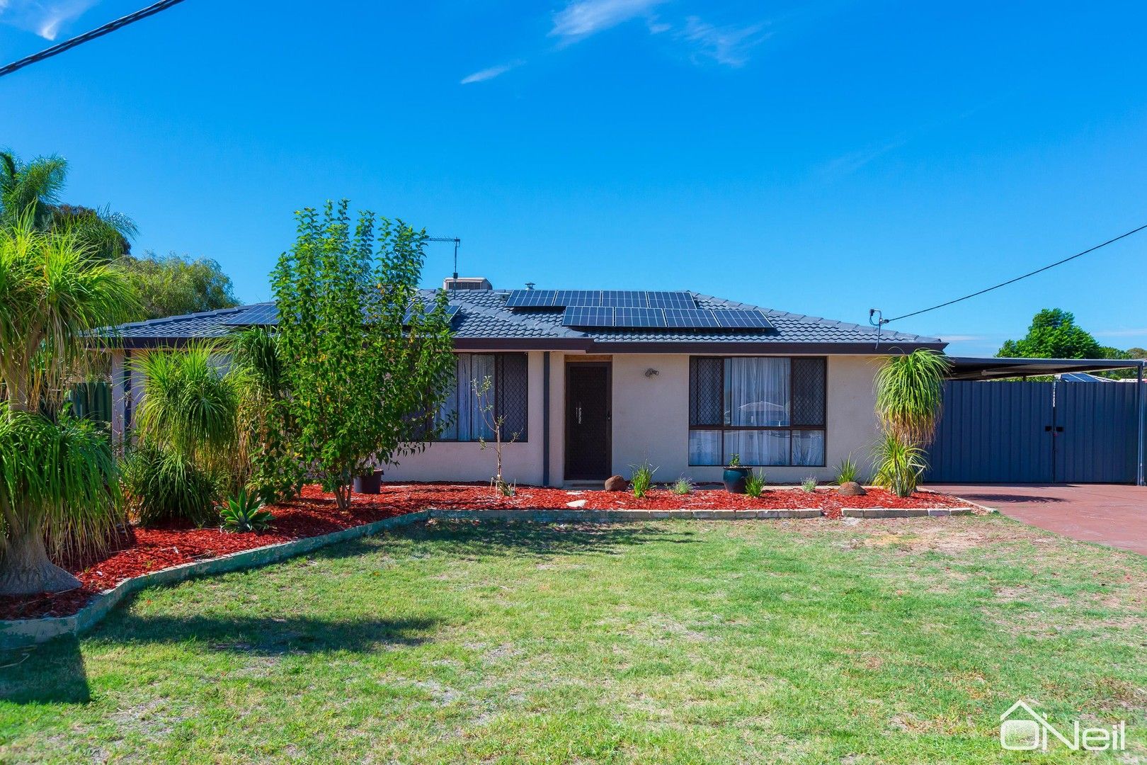 4 bedrooms House in 1 Walcha Way ARMADALE WA, 6112