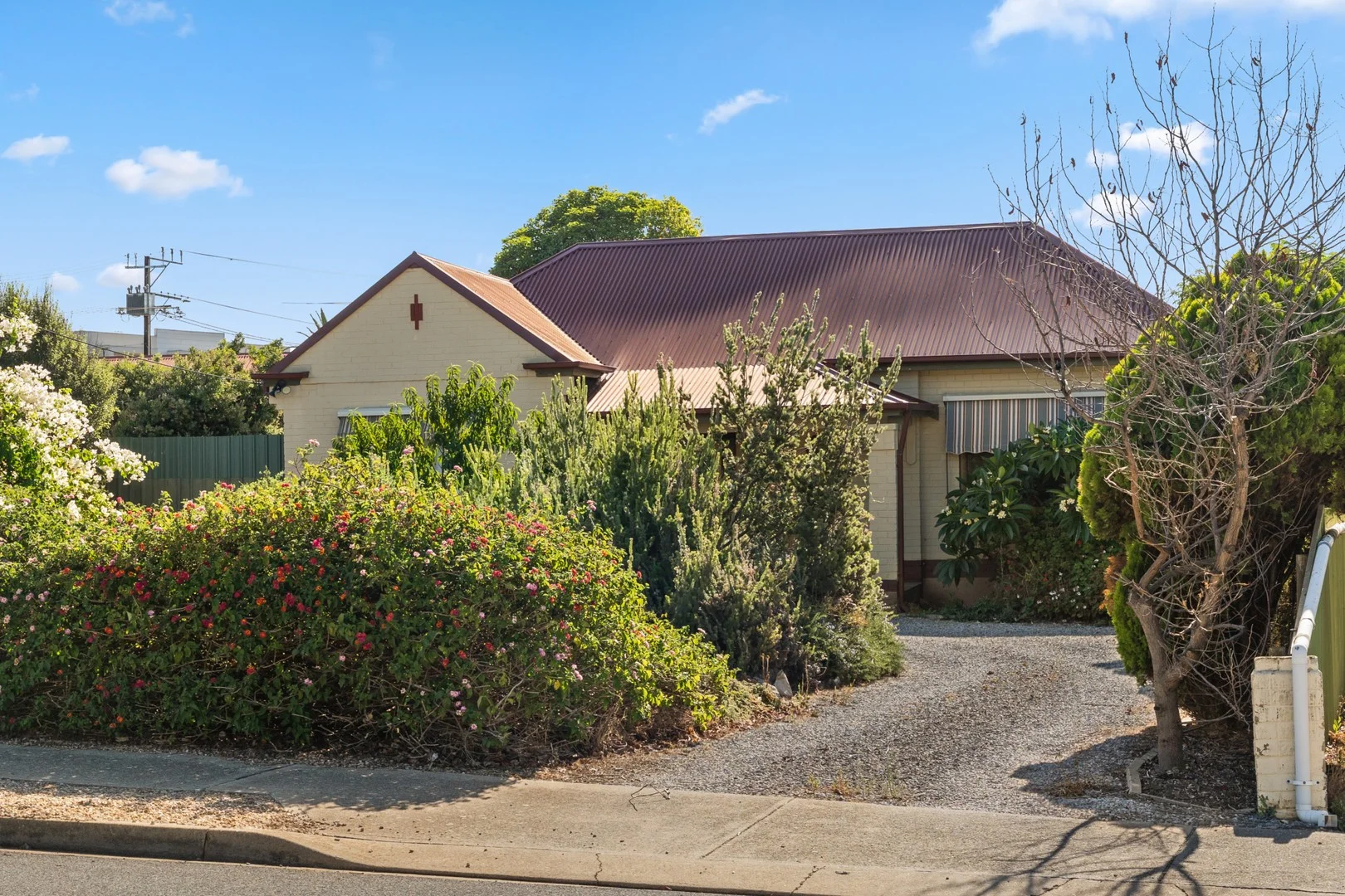 17 Taunton Pde, Christies Beach SA 5165