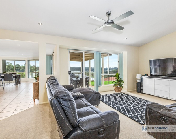 50 Champagne Drive, Tweed Heads South NSW 2486