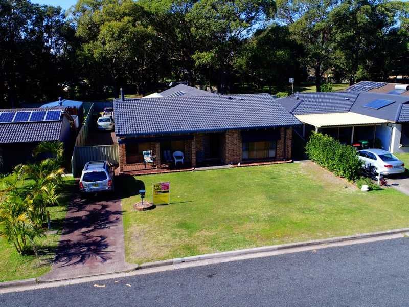 32 Elizabeth Parade, Forster NSW 2428, Image 0