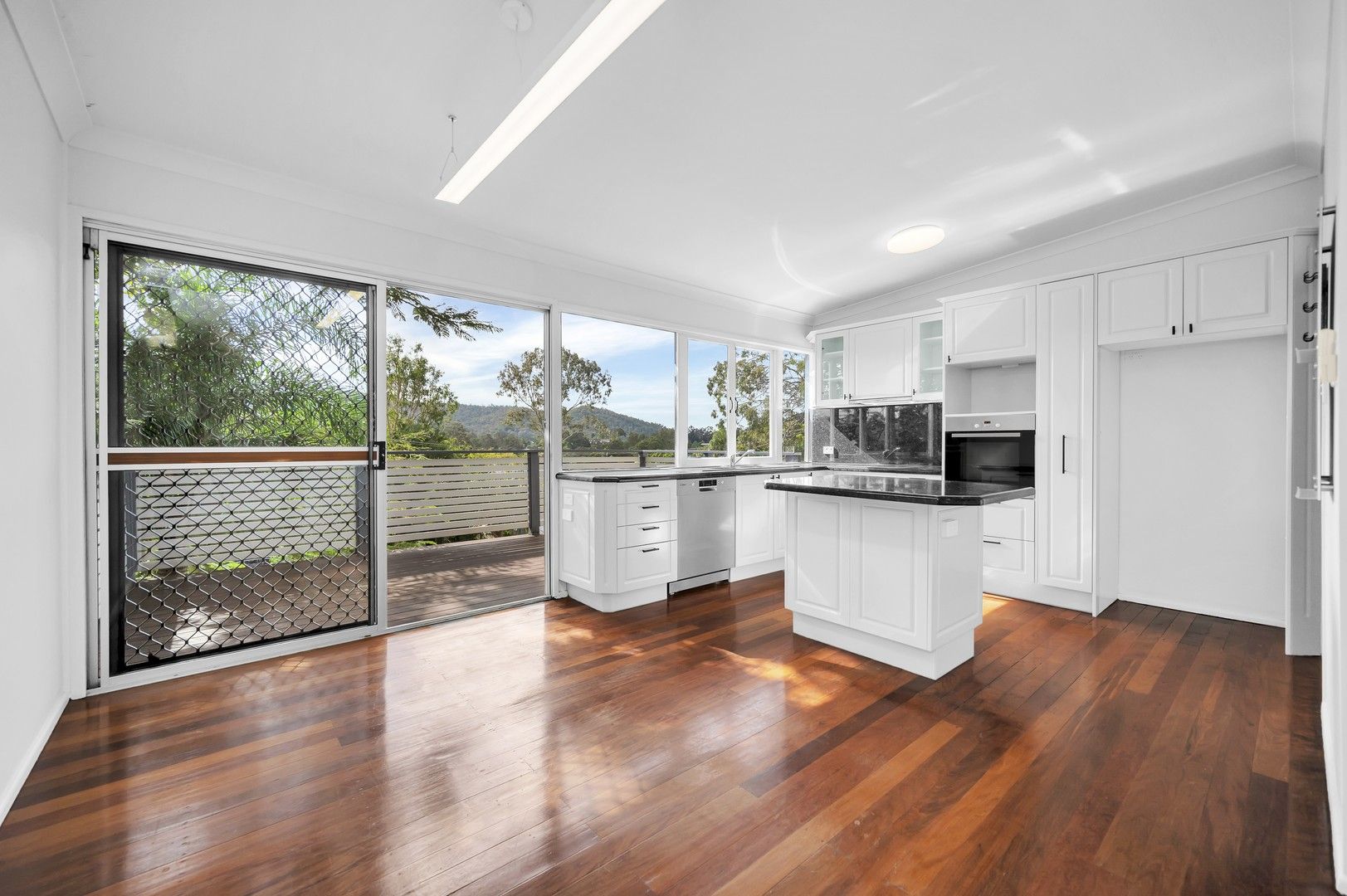 3 bedrooms House in 15 Yallamurra Street THE GAP QLD, 4061