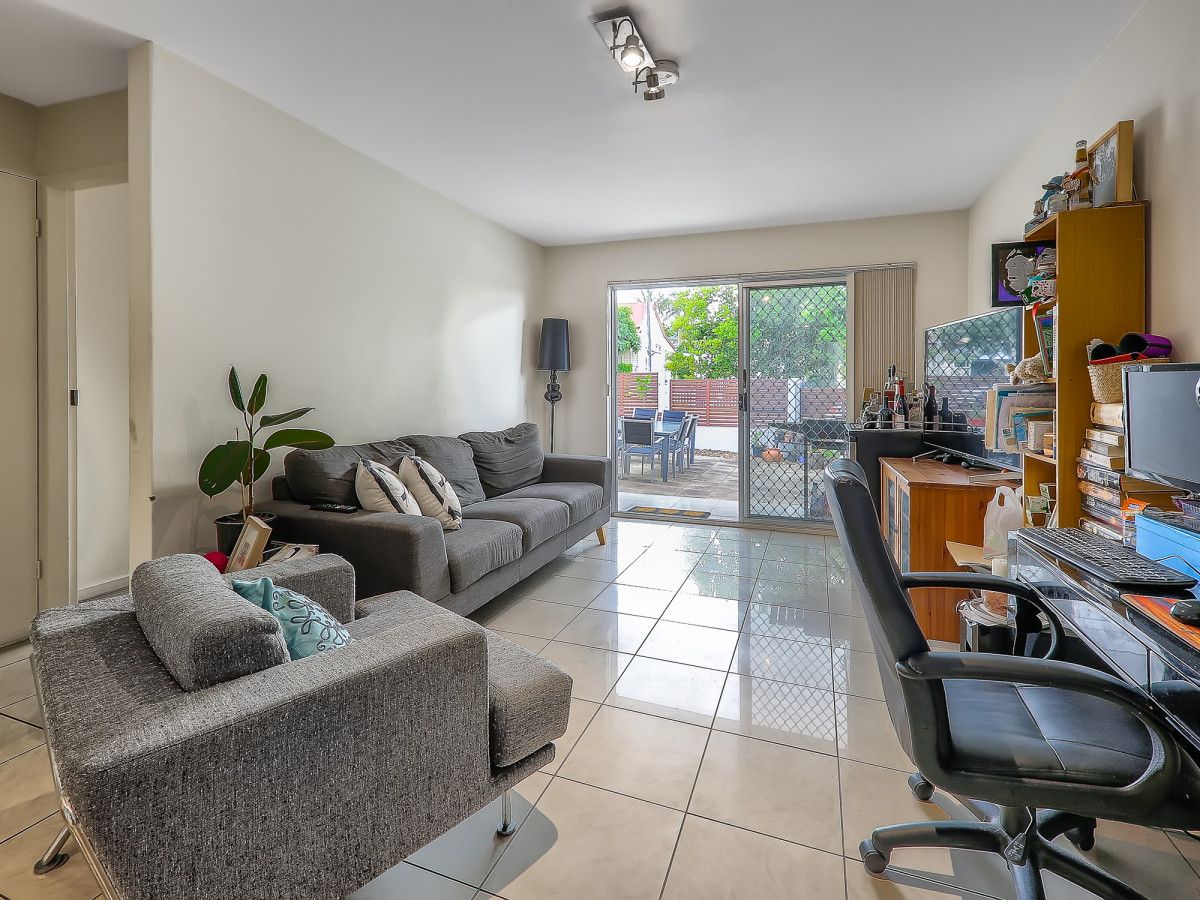 1/21 Fosbery Street, Windsor QLD 4030, Image 2