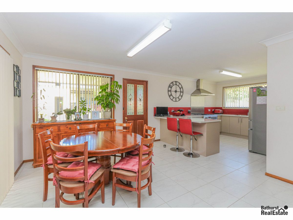 43 Napoleon Street, Raglan NSW 2795, Image 2