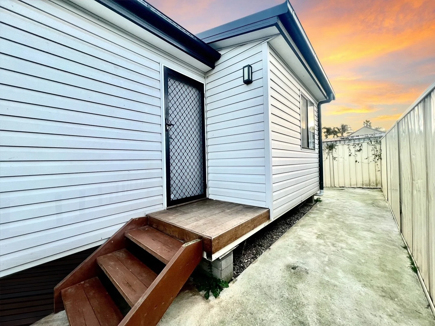 Primary image of 26a Othello Avenue, Rosemeadow NSW 2560