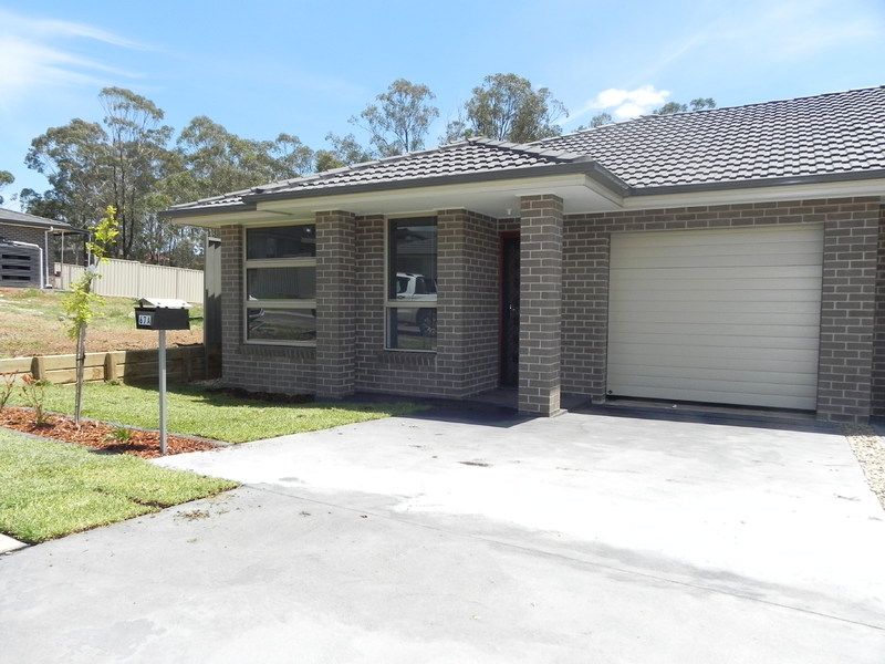 67a Jubilee Circle, Rosemeadow NSW 2560, Image 0