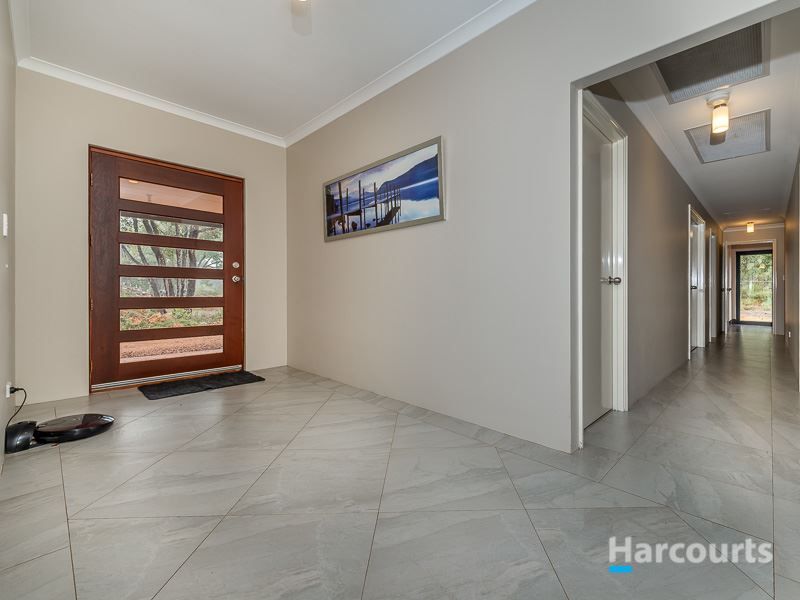 28 Buckthorn Drive, Lower Chittering WA 6084, Image 2