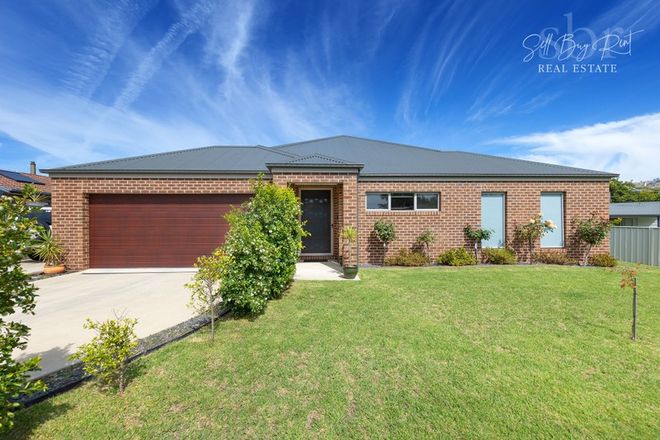 Picture of 3 DYRING STREET, TALLANGATTA VIC 3700