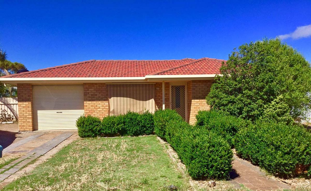 4 bedrooms House in 19 Heathersay Avenue ALDINGA BEACH SA, 5173