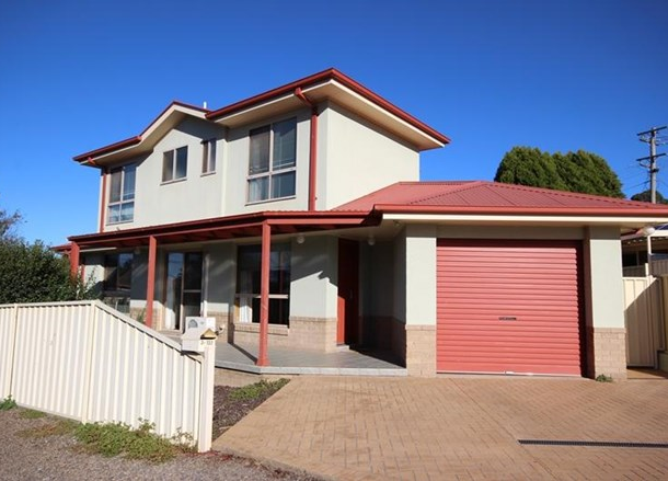 3/151 Goldsmith Street, Goulburn NSW 2580