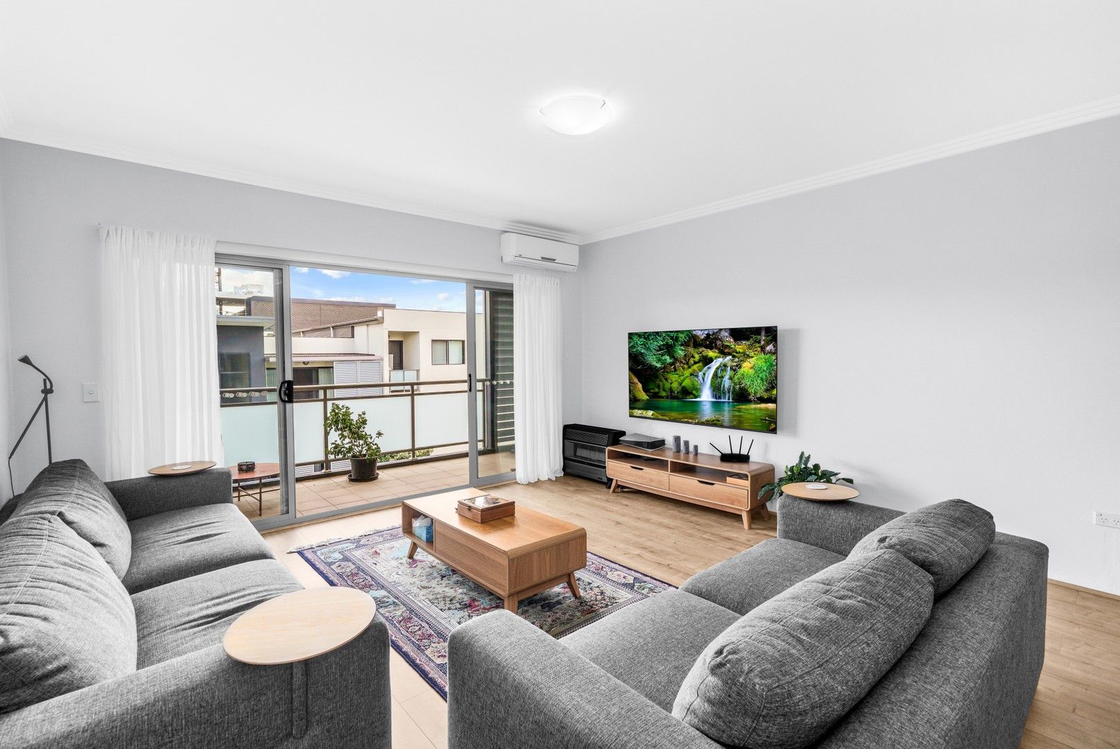 2 bedrooms Apartment / Unit / Flat in 20/24-28 Briens Rd NORTHMEAD NSW, 2152