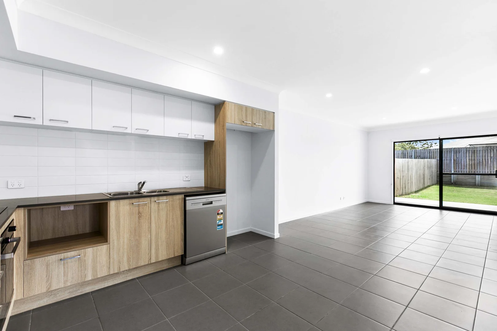 Additional image 7 of 2/30B Gilston Road, Wondunna QLD 4655