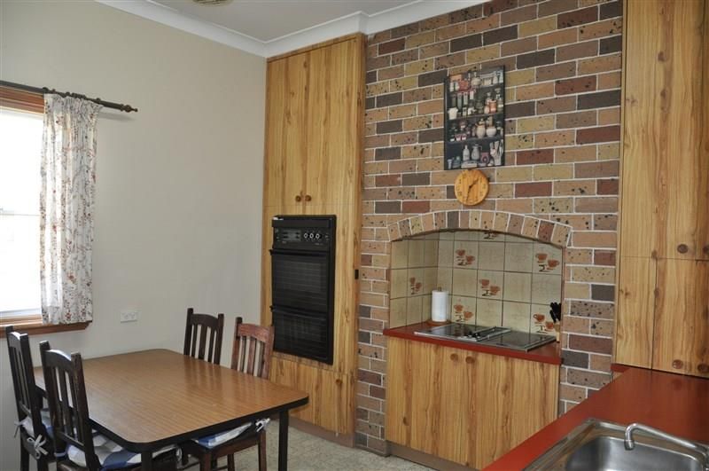 20 Sheriff St, Forbes NSW 2871, Image 2