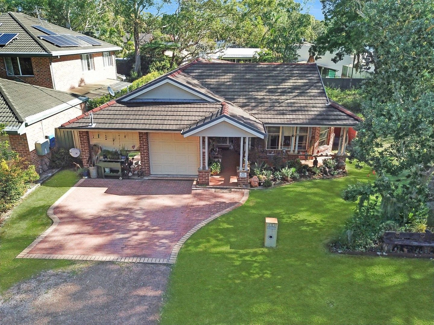 33 Dolphin Avenue, Hawks Nest NSW 2324, Image 0