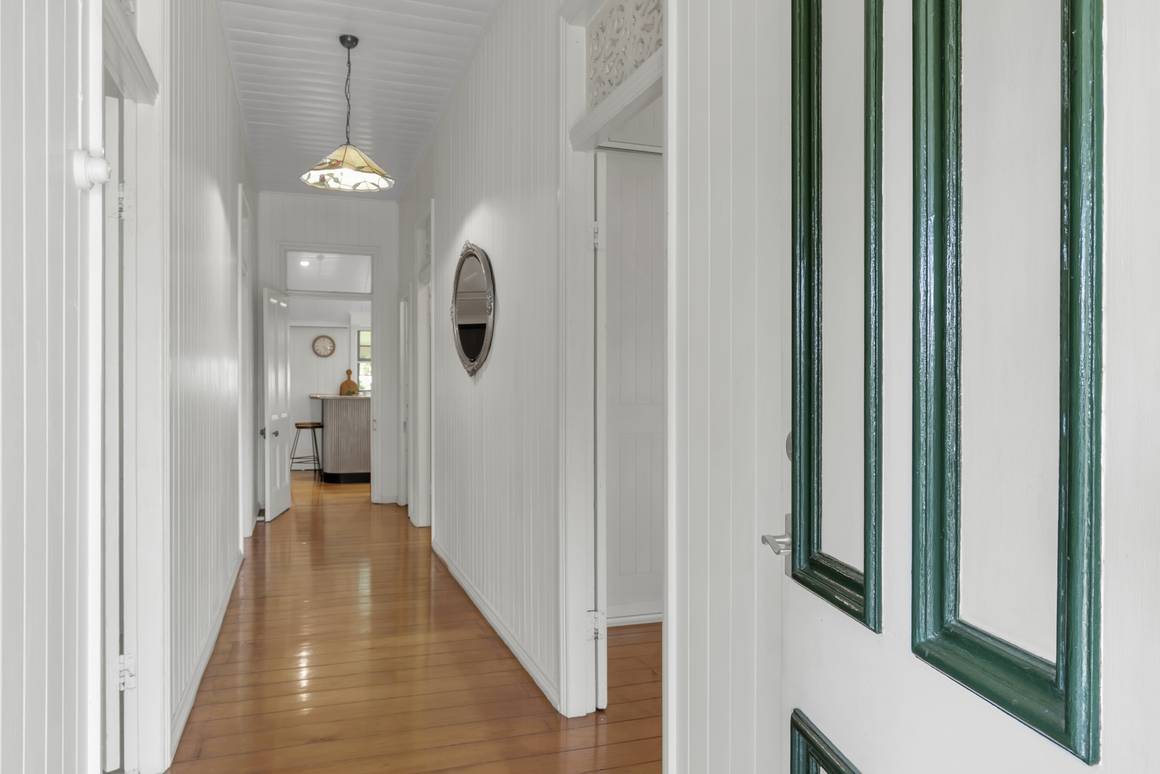 44 Plumer Street Sherwood 4075 - Image 5