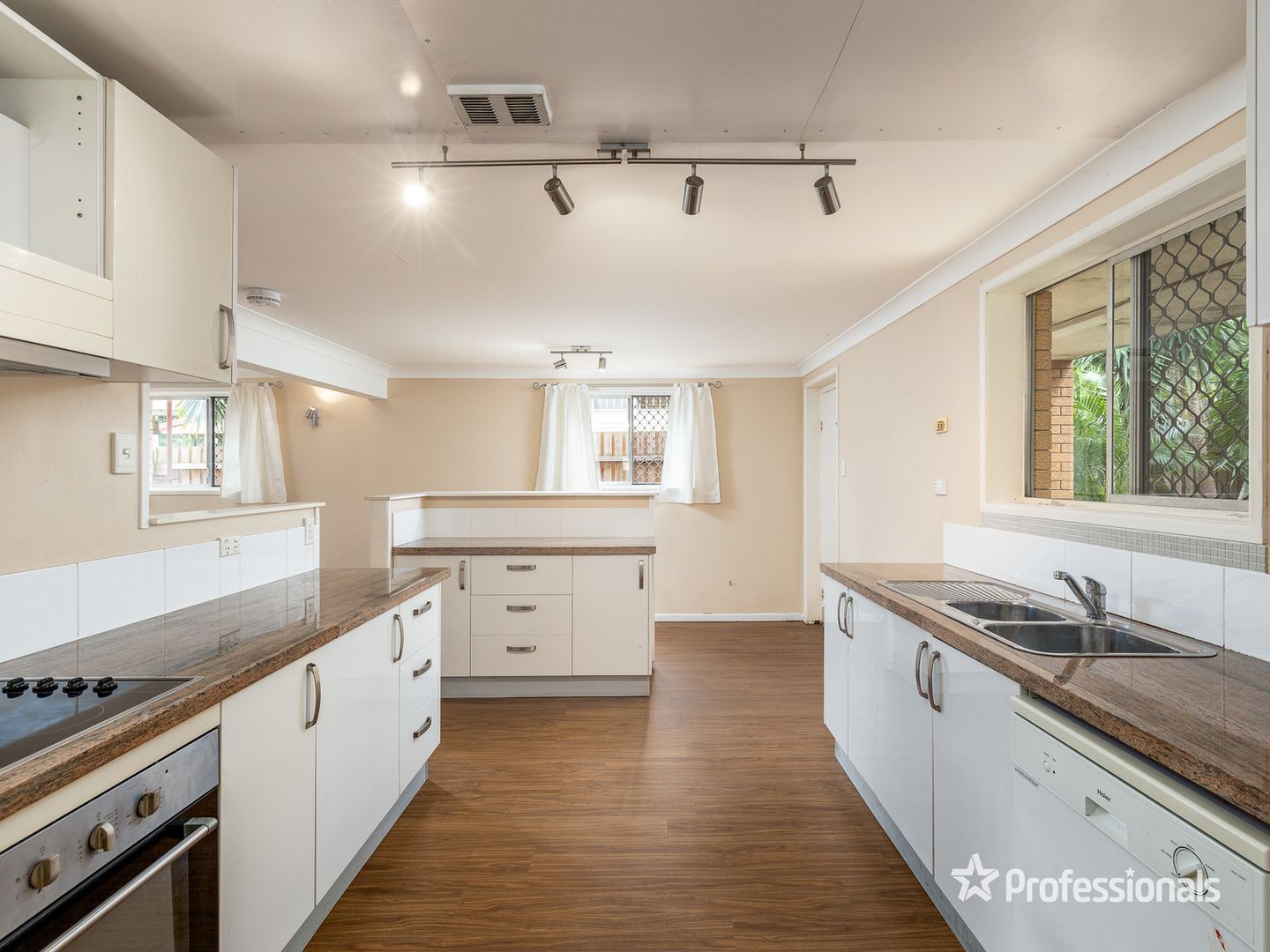 41 Ferny Way, Ferny Hills QLD 4055, Image 1