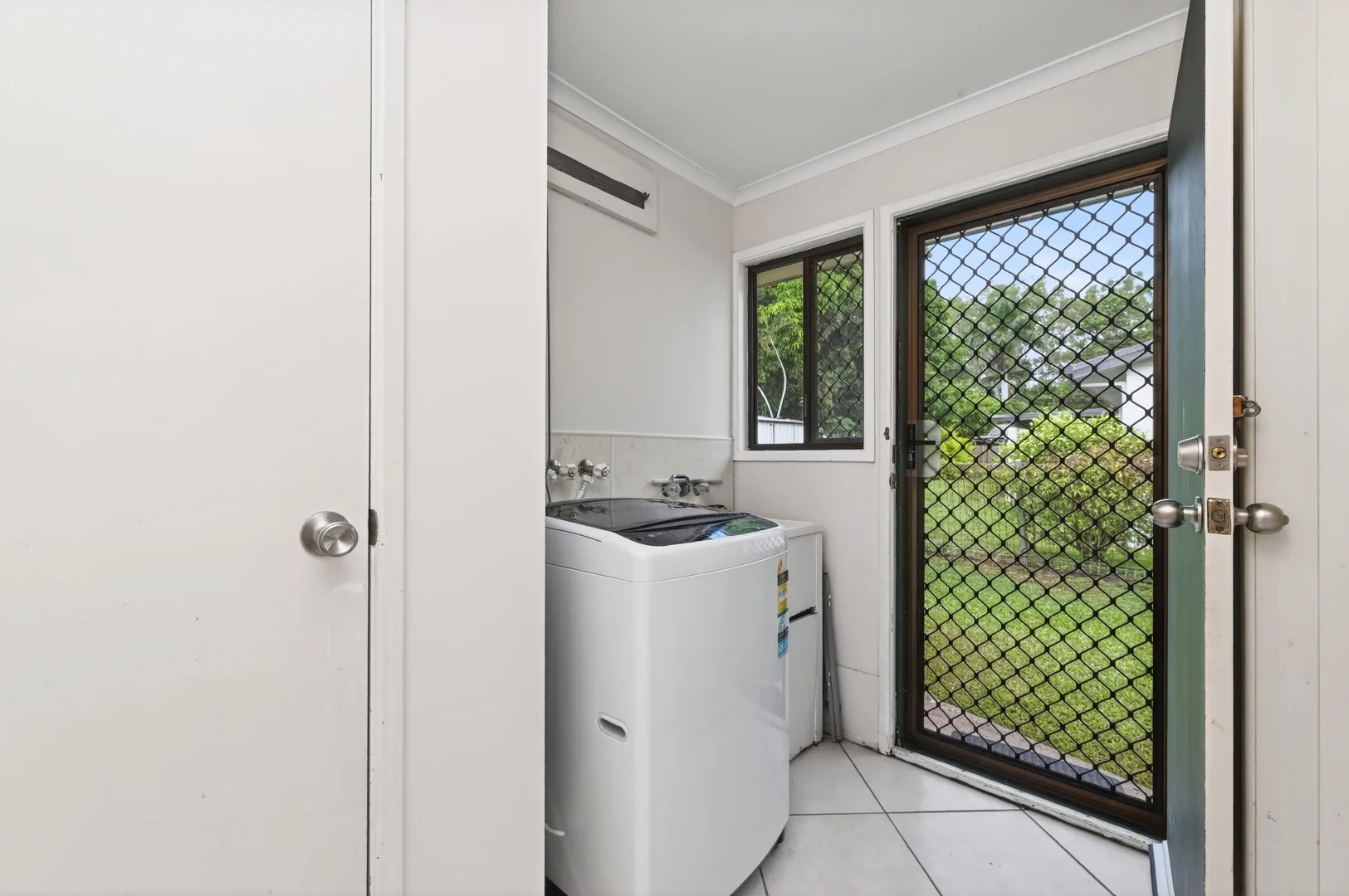 Additional image 11 of 16 Paringa Street, Cranbrook QLD 4814