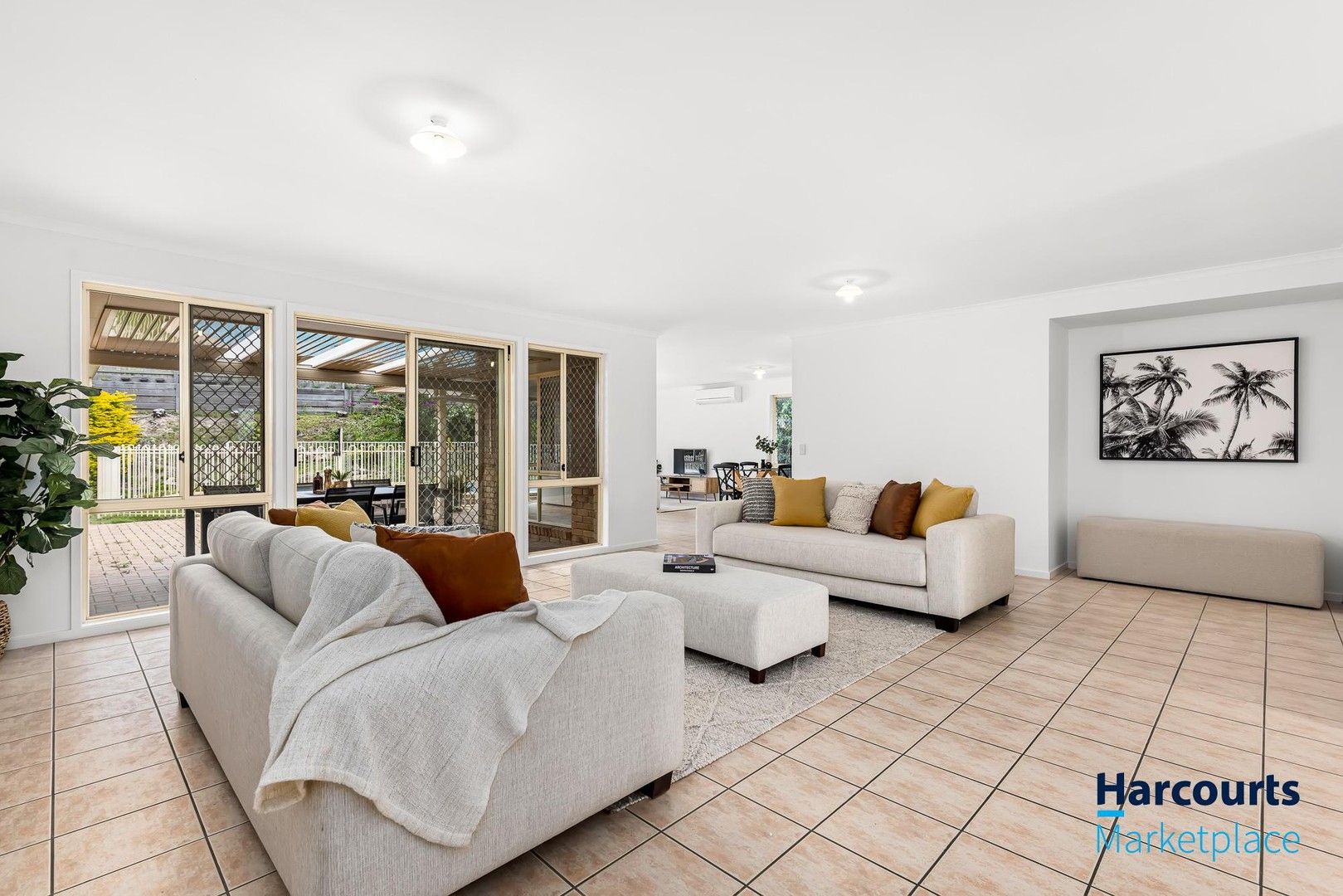 14 Hercules Place, Sinnamon Park QLD 4073, Image 0