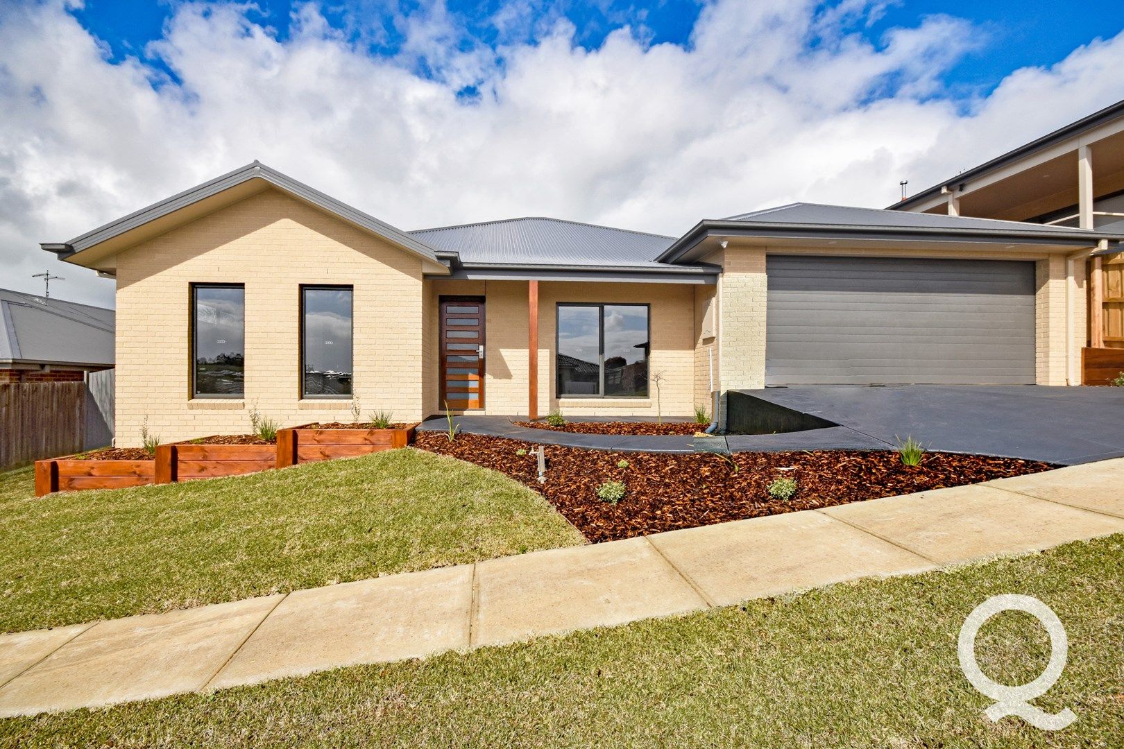 1/18 Paulan Court, Warragul VIC 3820, Image 0