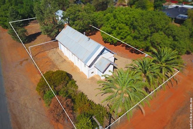 Picture of 1 MacDonnell Street, COLLINGULLIE NSW 2650