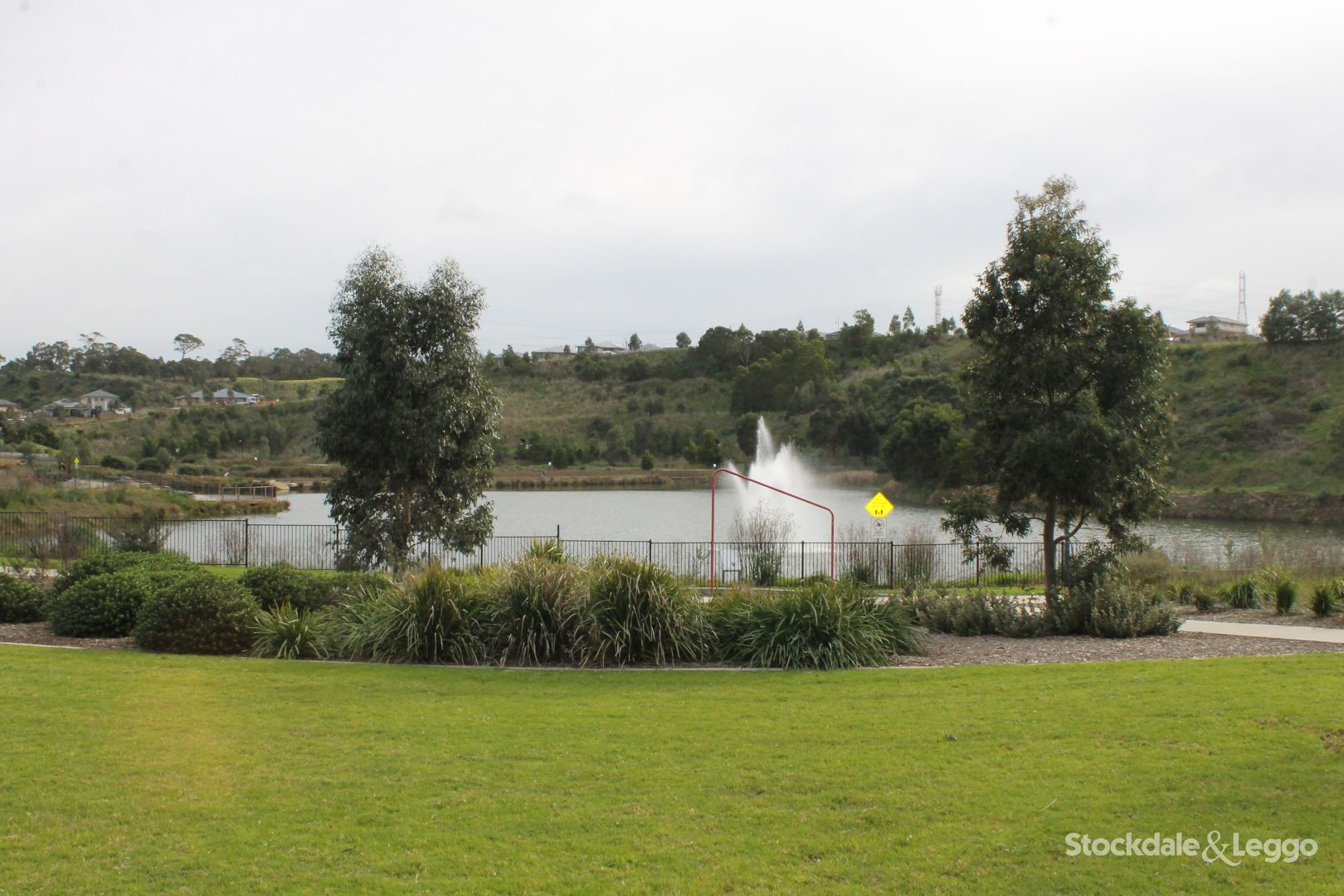 27 (Lot 319) Vantage Drive, Pakenham VIC 3810, Image 1