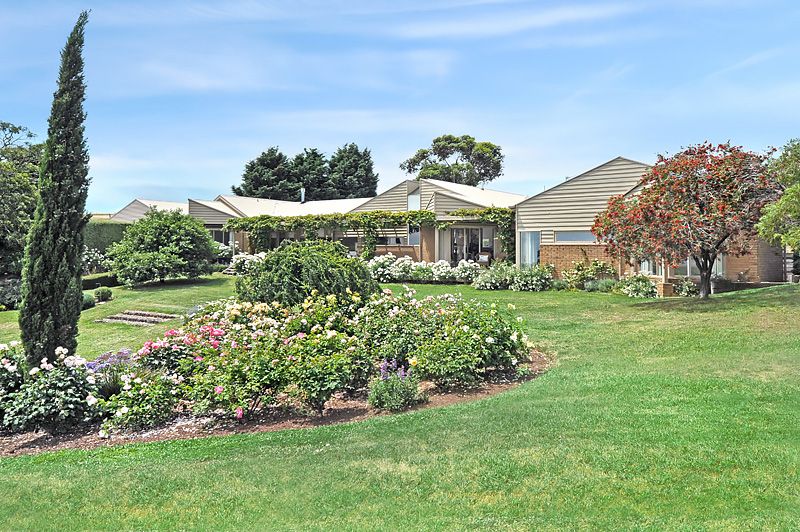 61 Cummins Road, Mount Rowan VIC 3352, Image 1