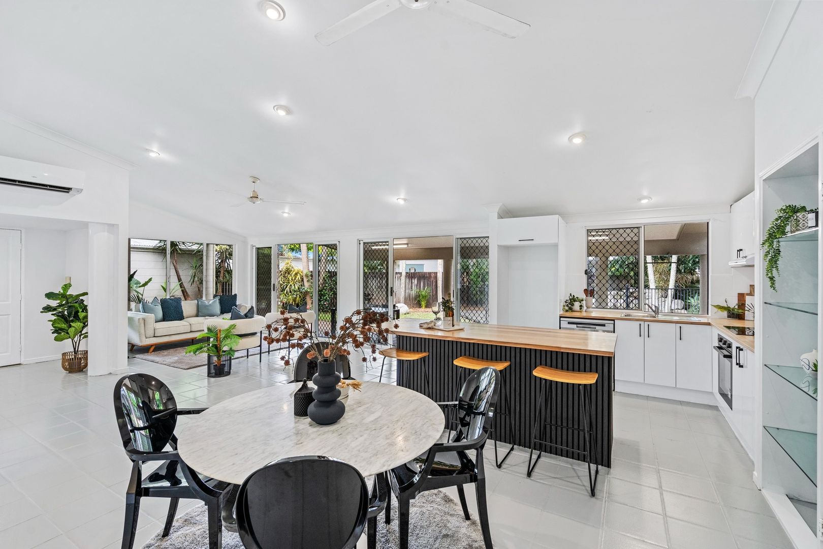 11 MacAlister Place, Smithfield QLD 4878, Image 1