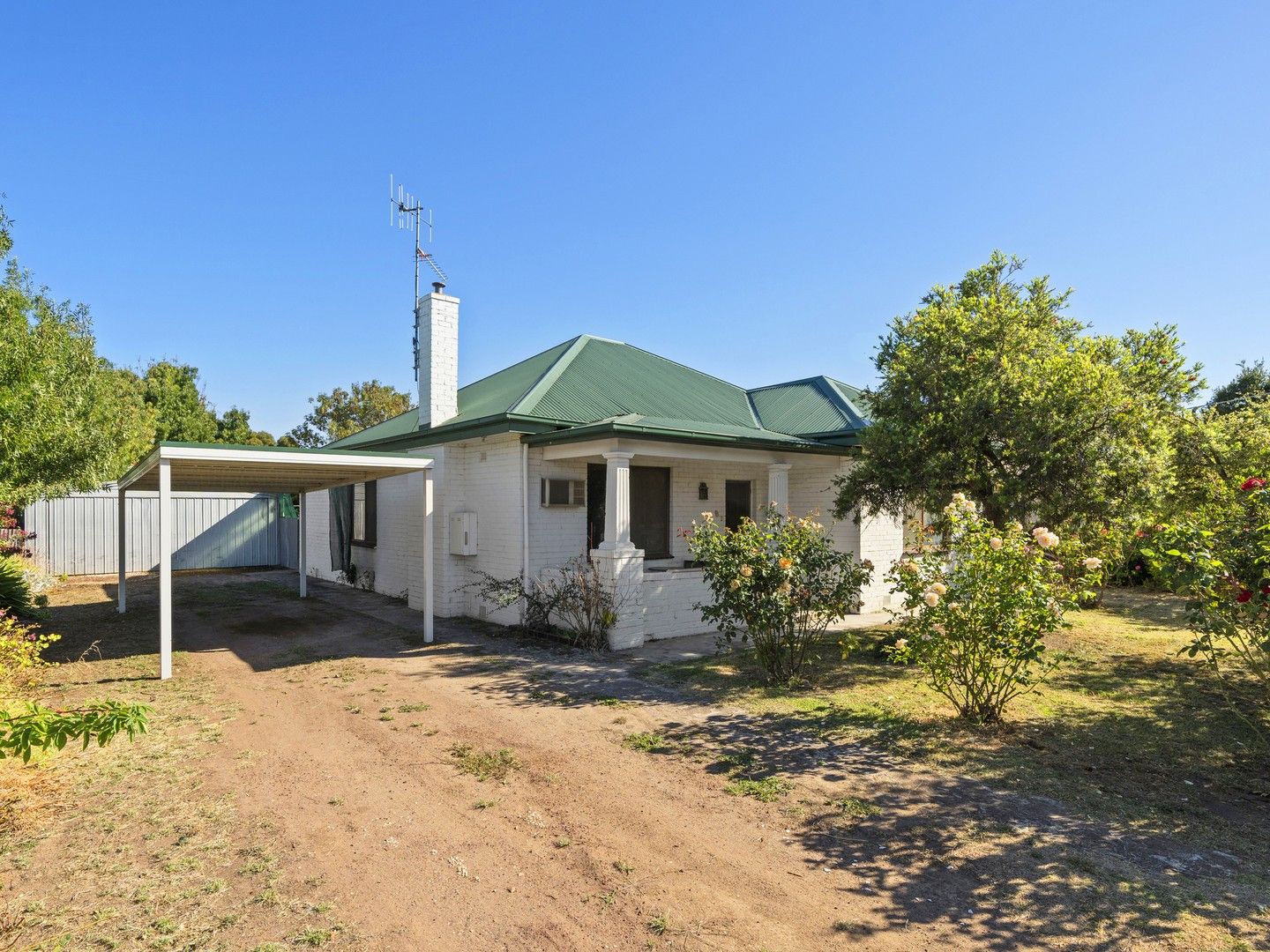 24 Beaton Street, Euroa VIC 3666, Image 0