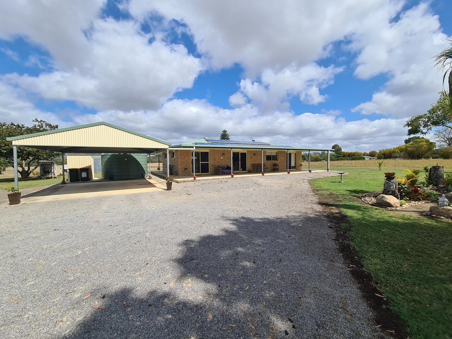 39 Koorawatha Drive, Bororen QLD 4678, Image 0